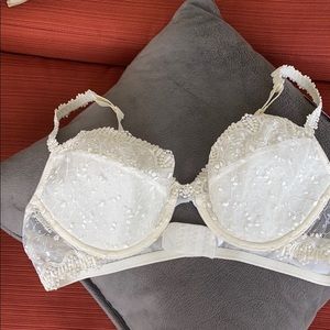 NWT Lace look Bra